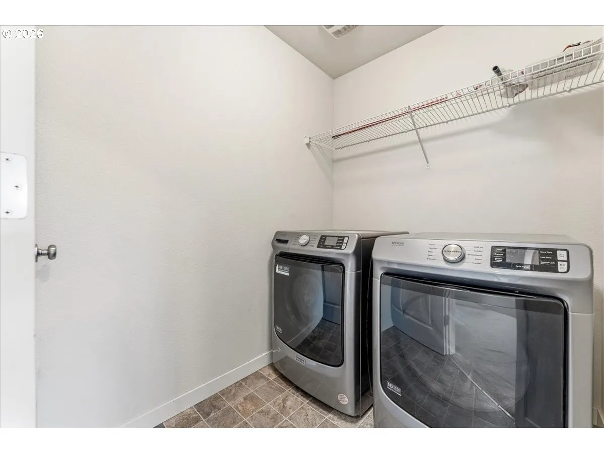Laundry-Upper