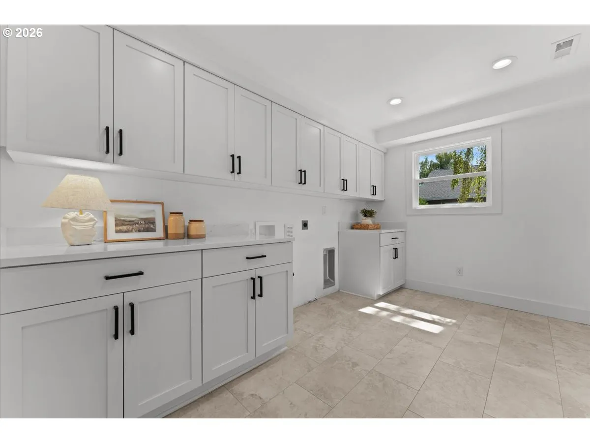 Laundry-Main