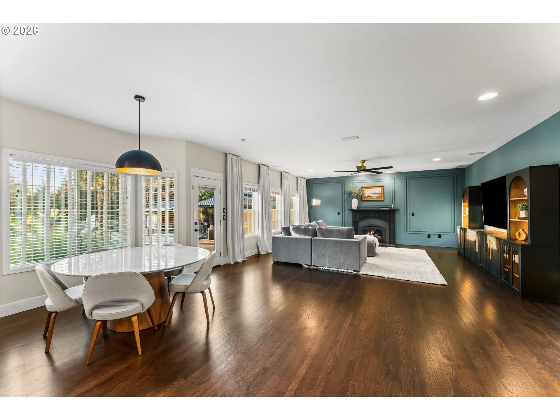 Living Room/Dining Room