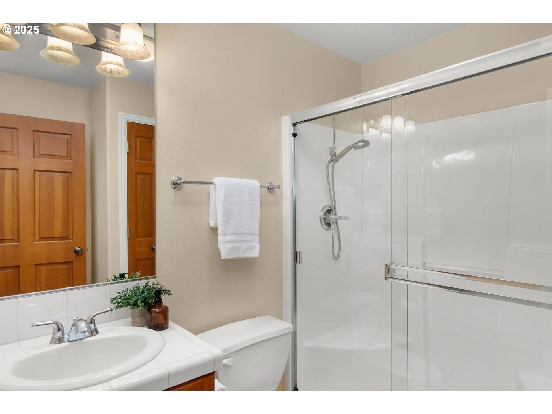 Bathroom-Hall