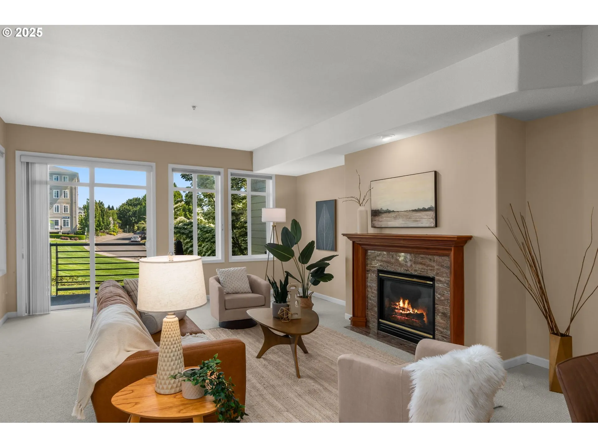 Living Room-Fireplace