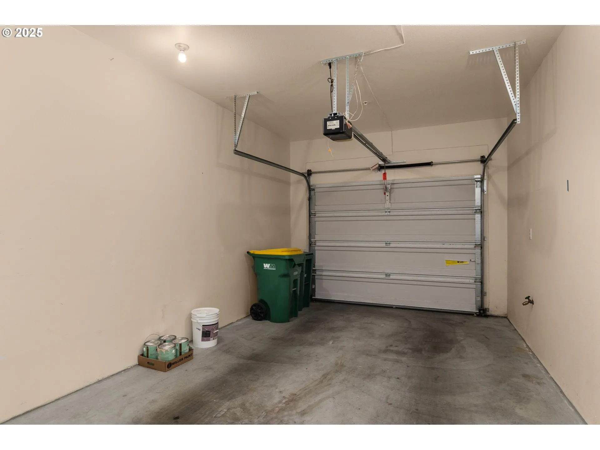 Garage-# 1