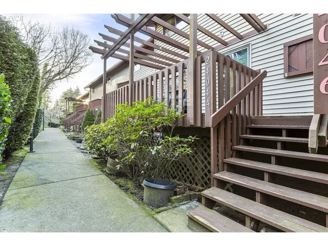 Yard-Back