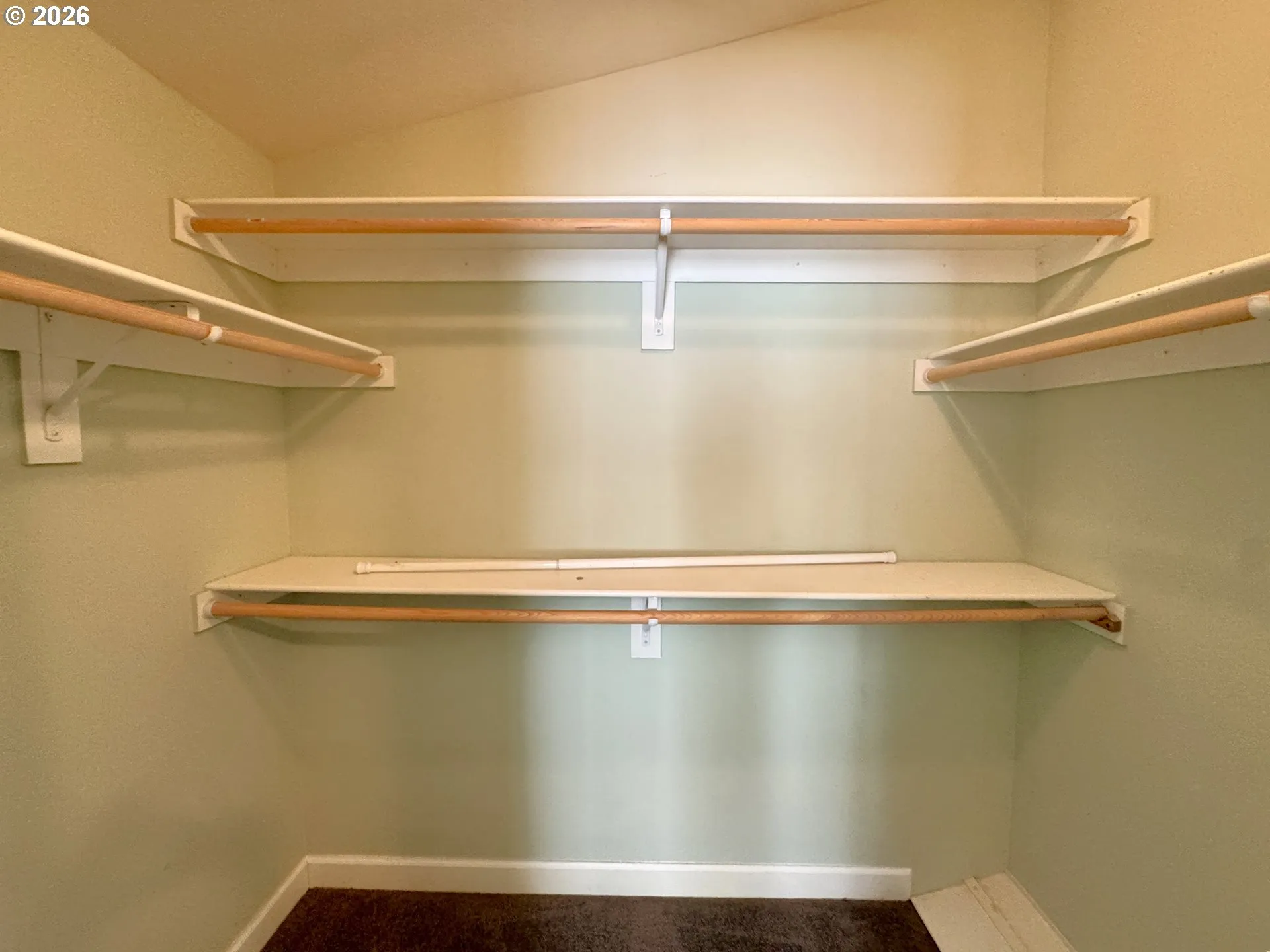 Bedroom, Primary