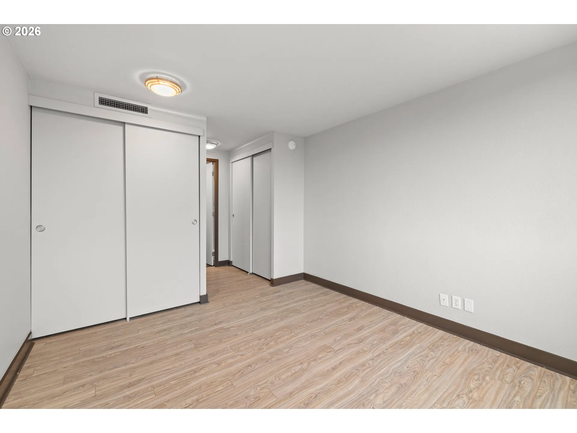 Bedroom, Primary