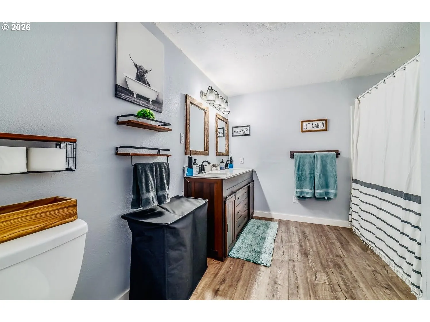 Bathroom-Double Sinks