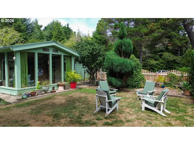 Backyard-Fenced