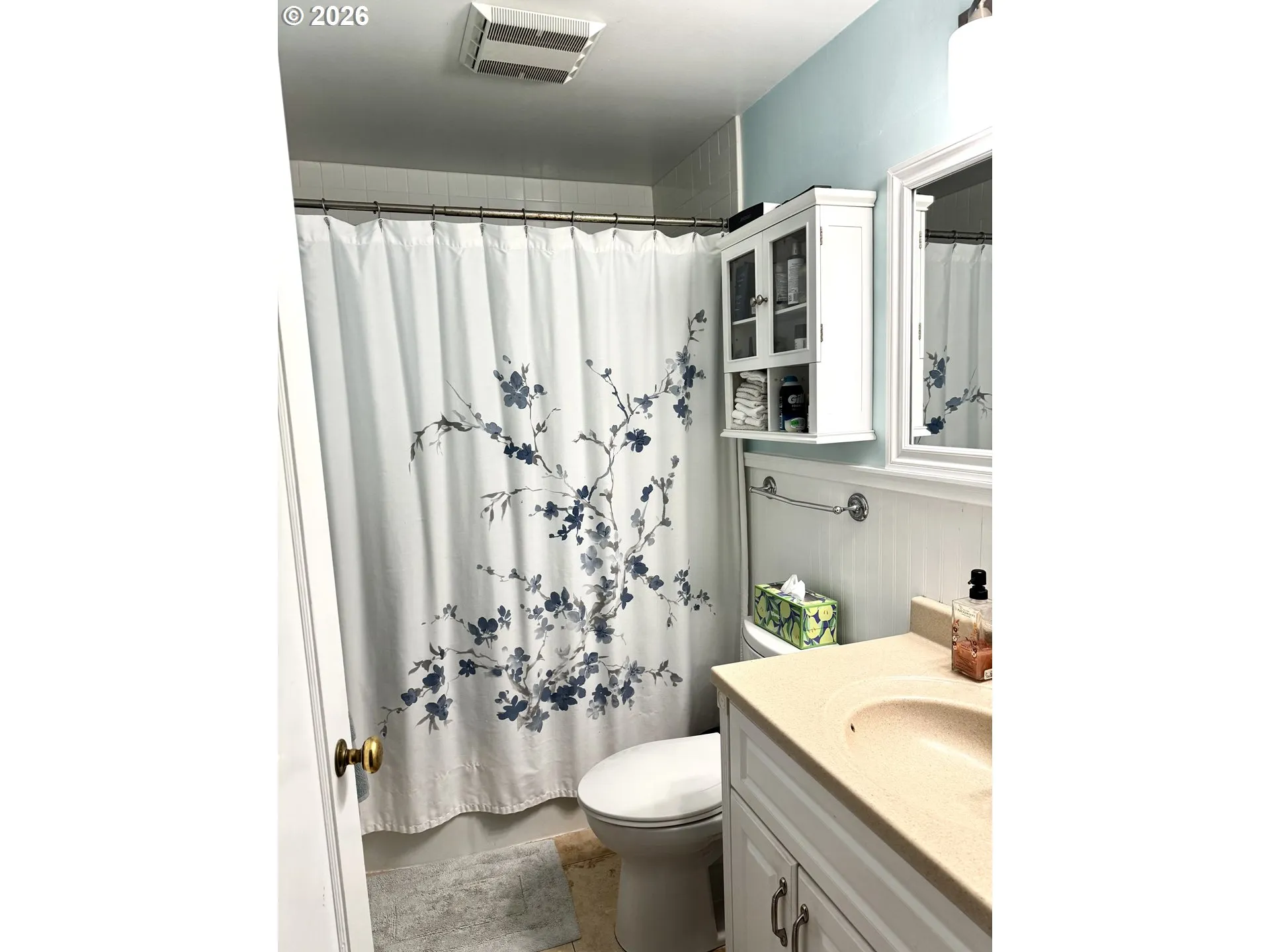 Bathroom-Hall