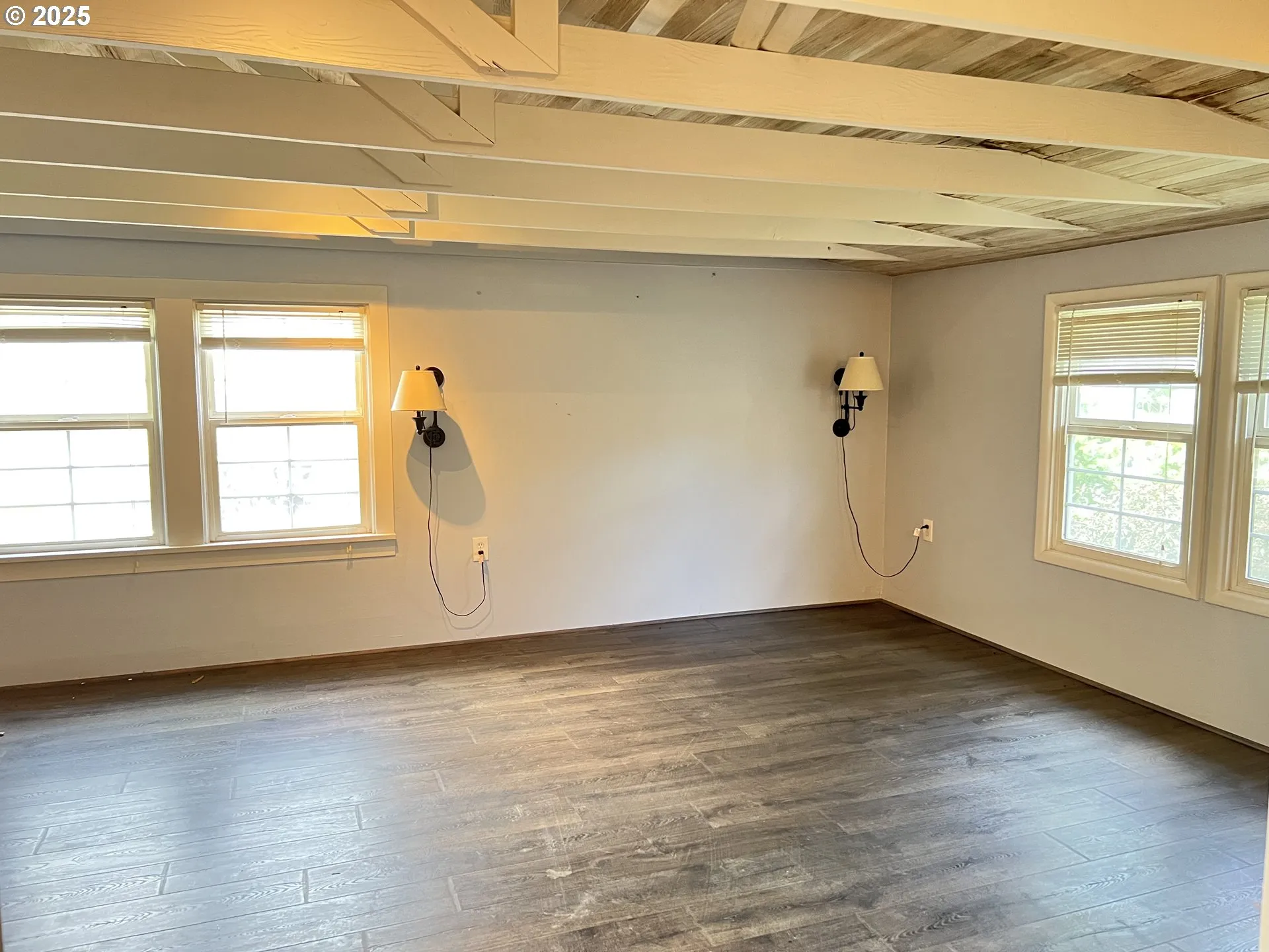 Primary Bedroom-Upper