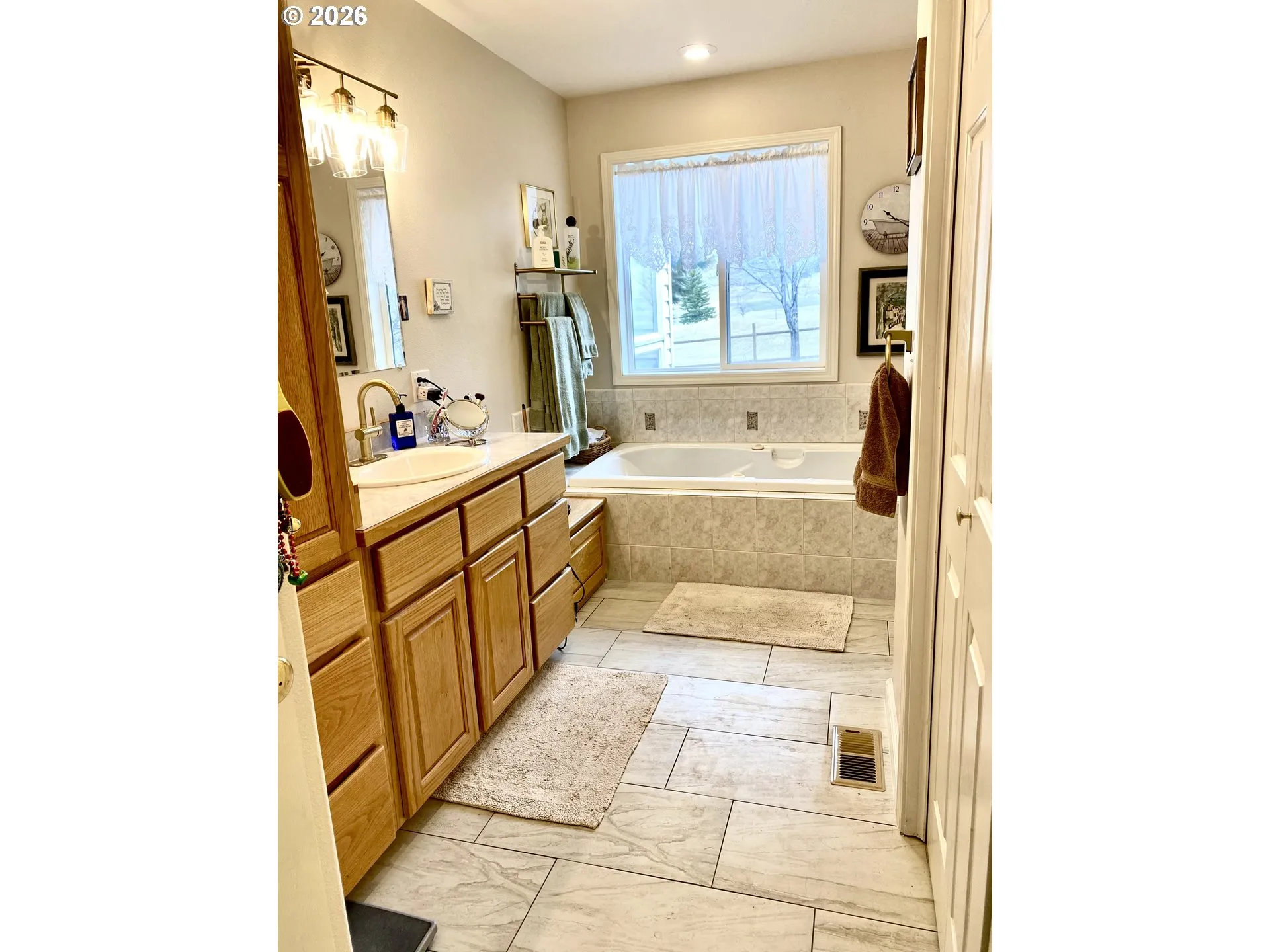 Bathroom, Attached-Walk in Shower