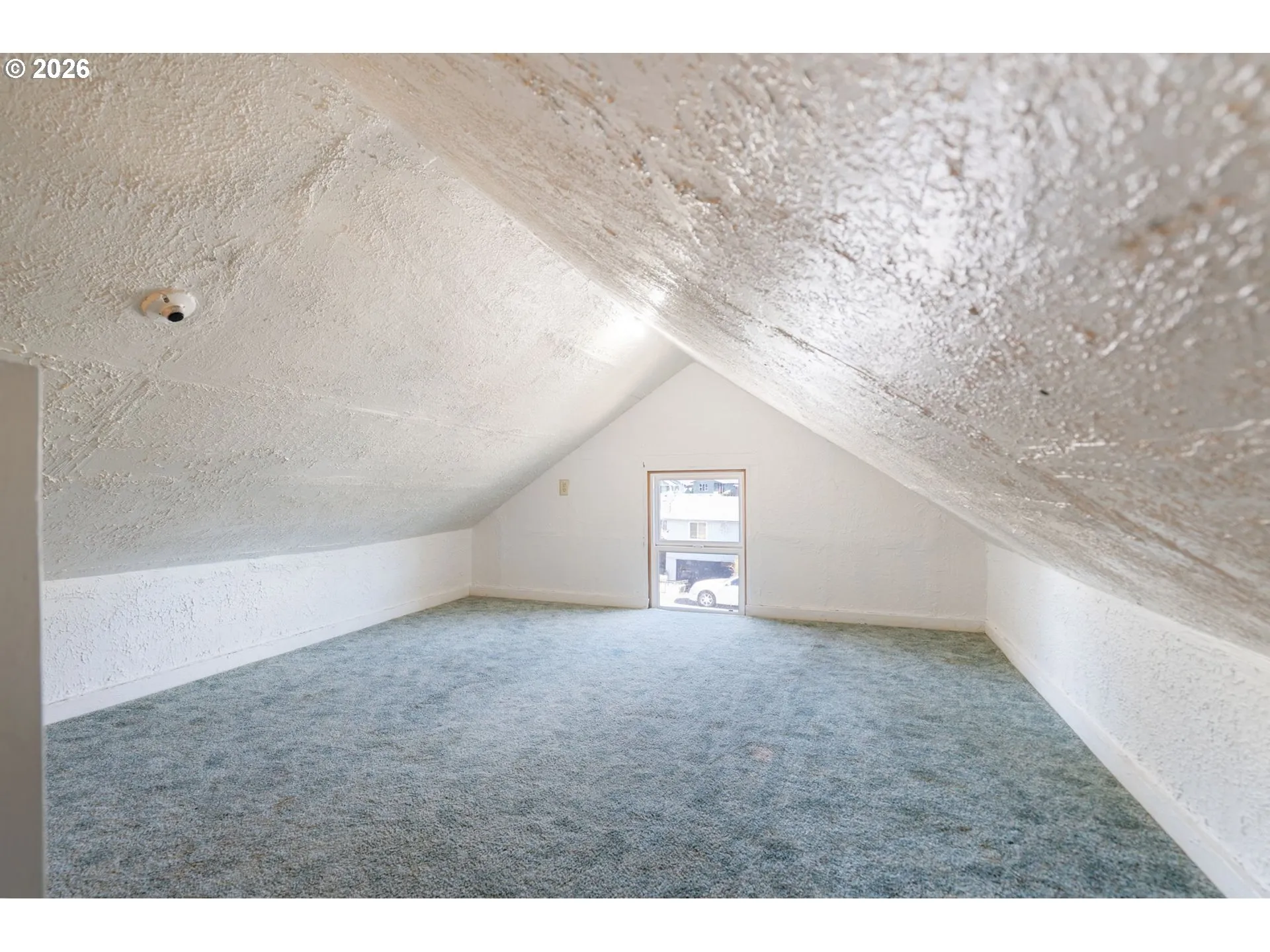 Bonus Room-Upper