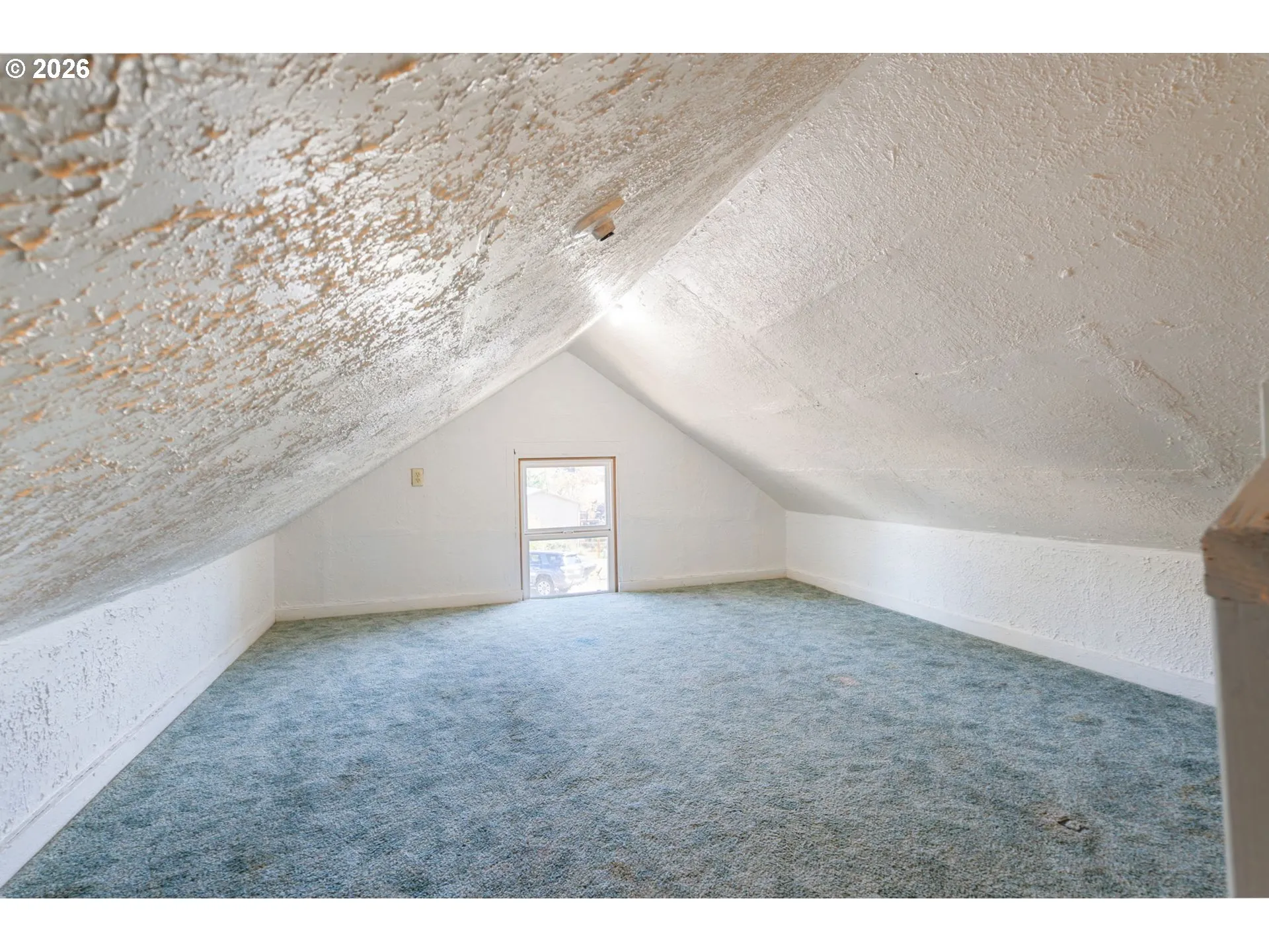 Bonus Room-Upper
