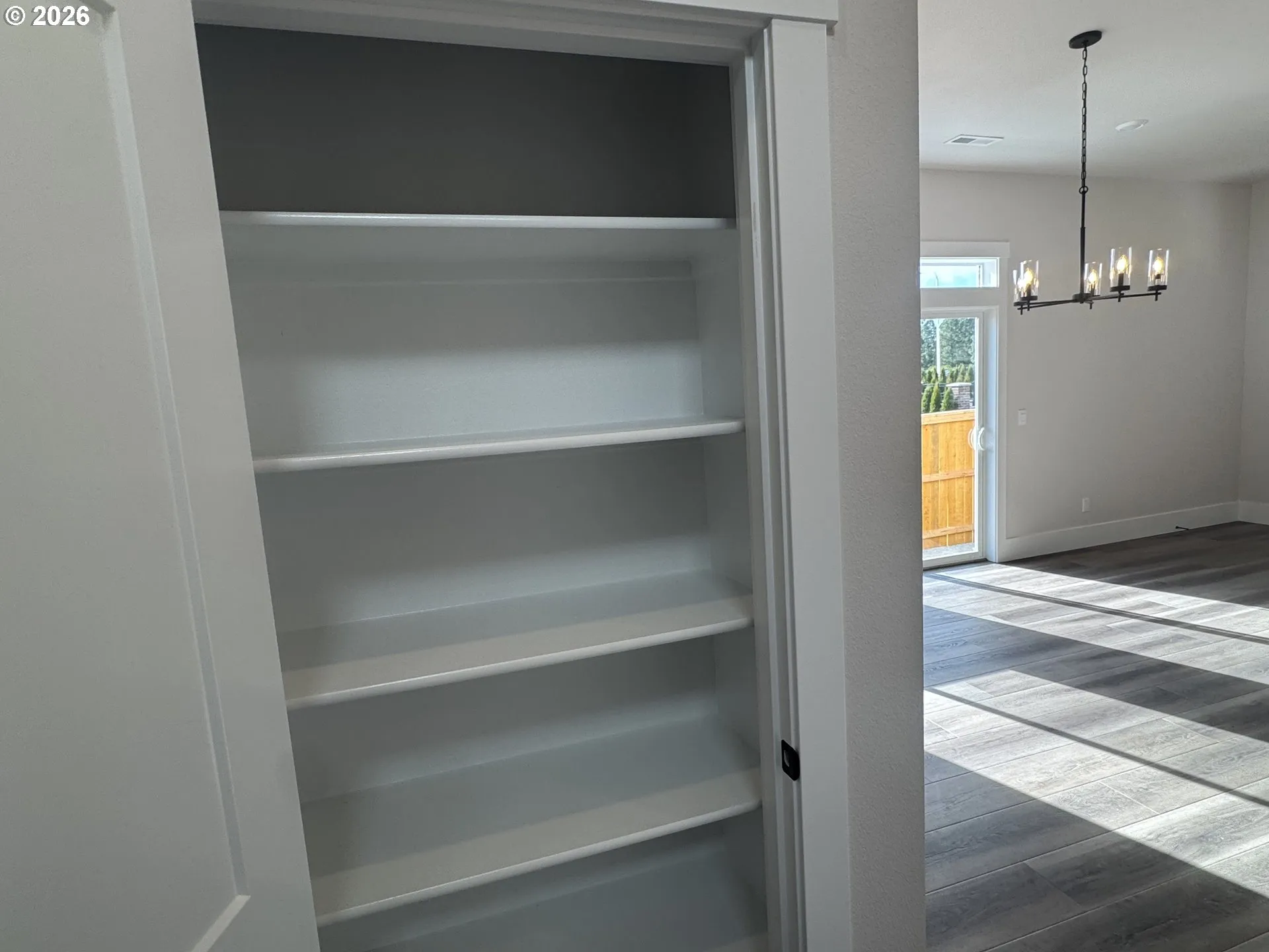 Pantry-Main