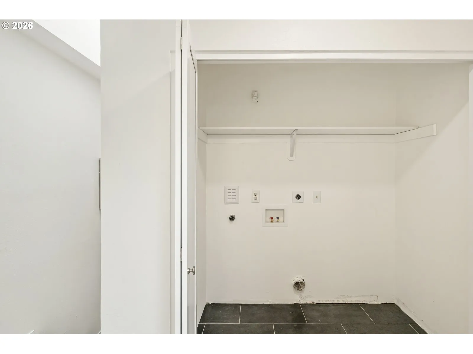 Laundry-Upper