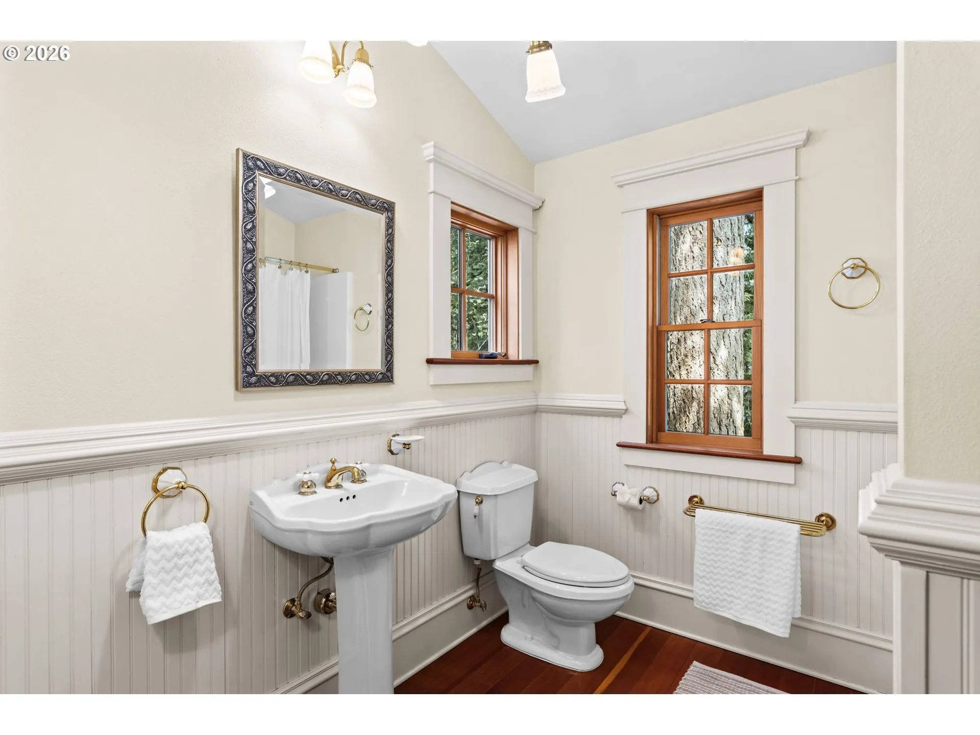 Bathroom-Upper