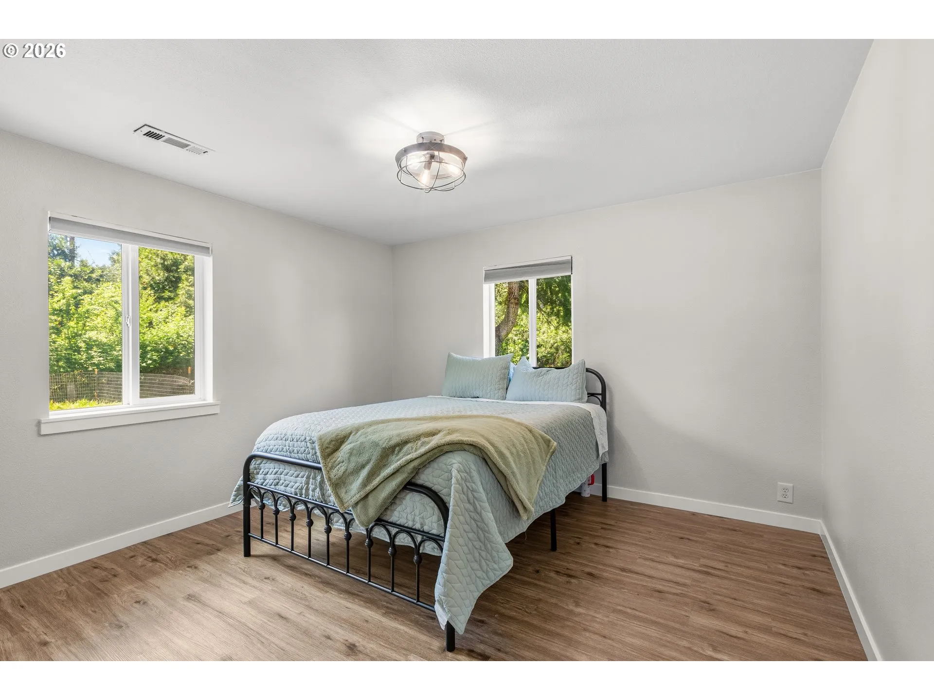 Bedroom, Primary