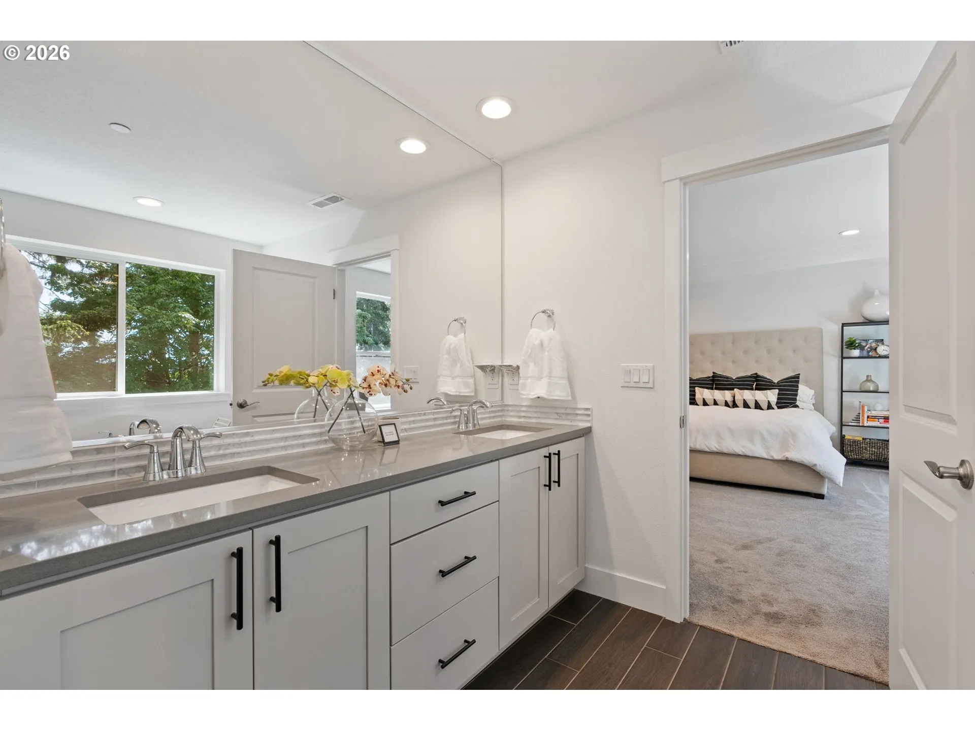 Bathroom, Attached-Double Sinks