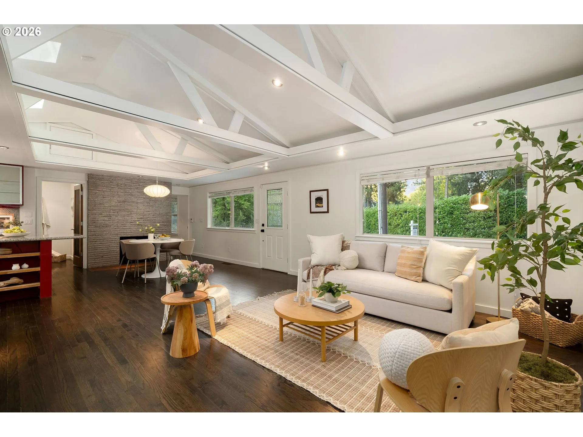 Living Room/Dining Room