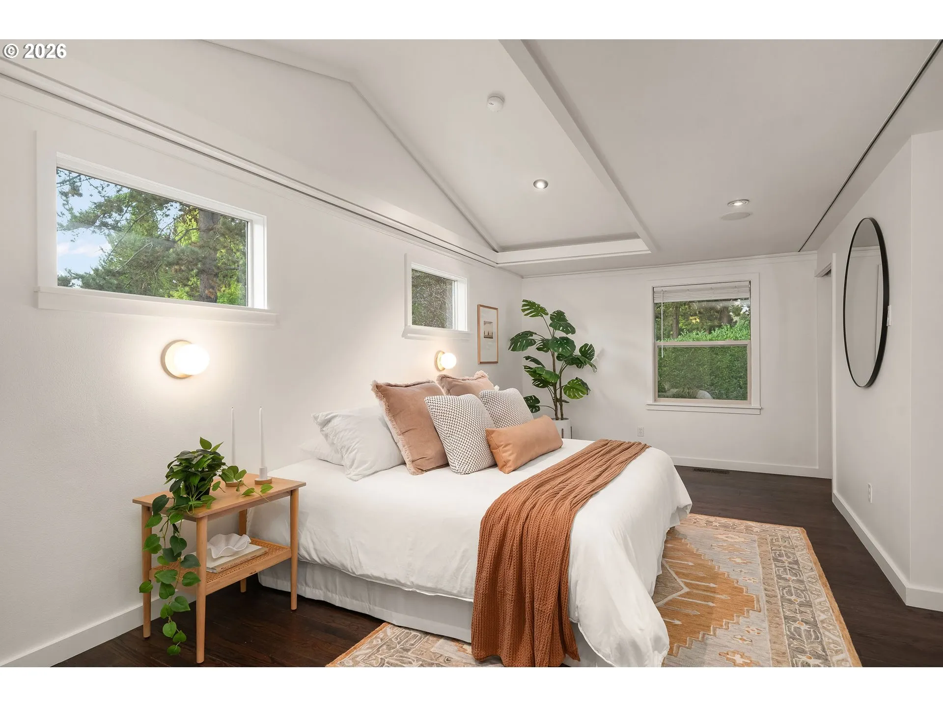 Primary Bedroom-Main