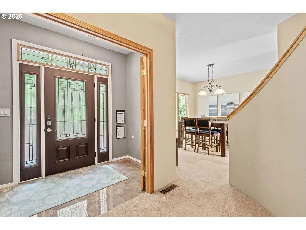 Entrance/Foyer