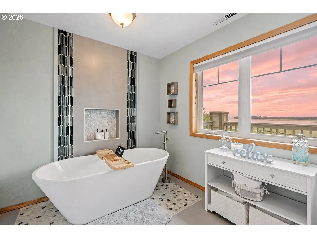 Bathroom-Garden Tub