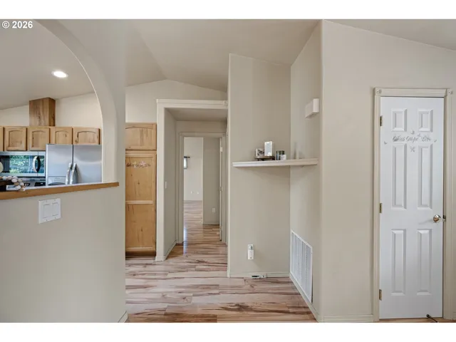 Entrance/Foyer
