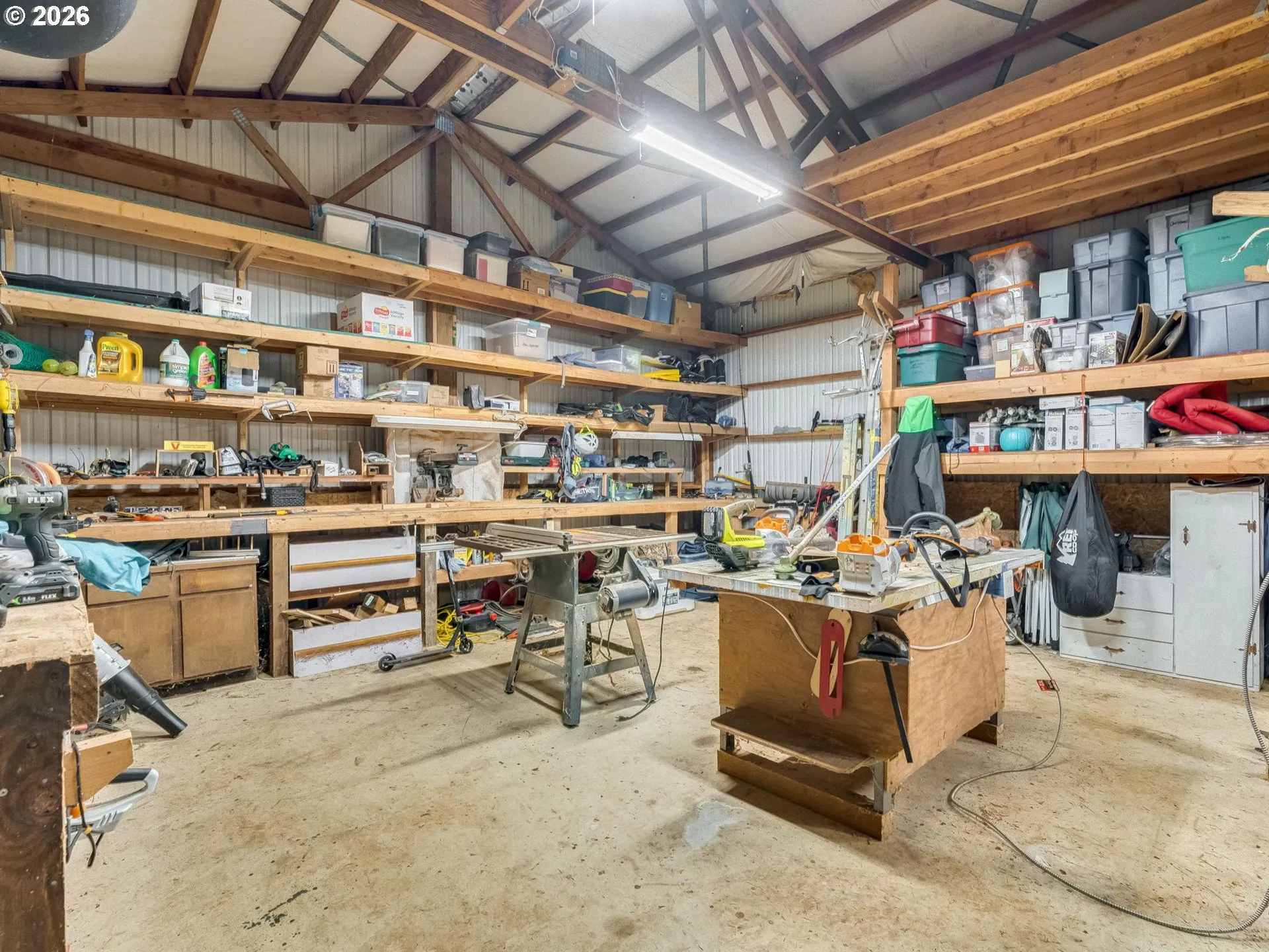 Shop-Finished