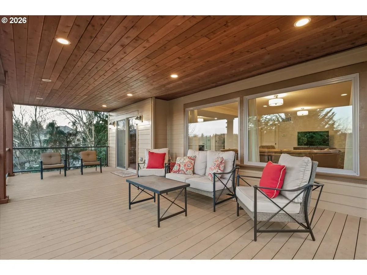 Deck-Lower