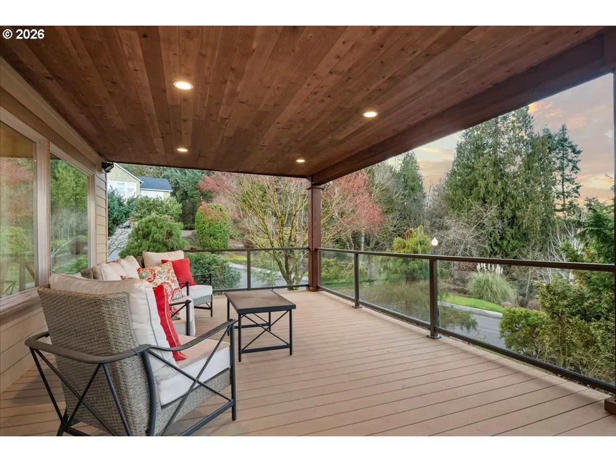 Deck-Lower