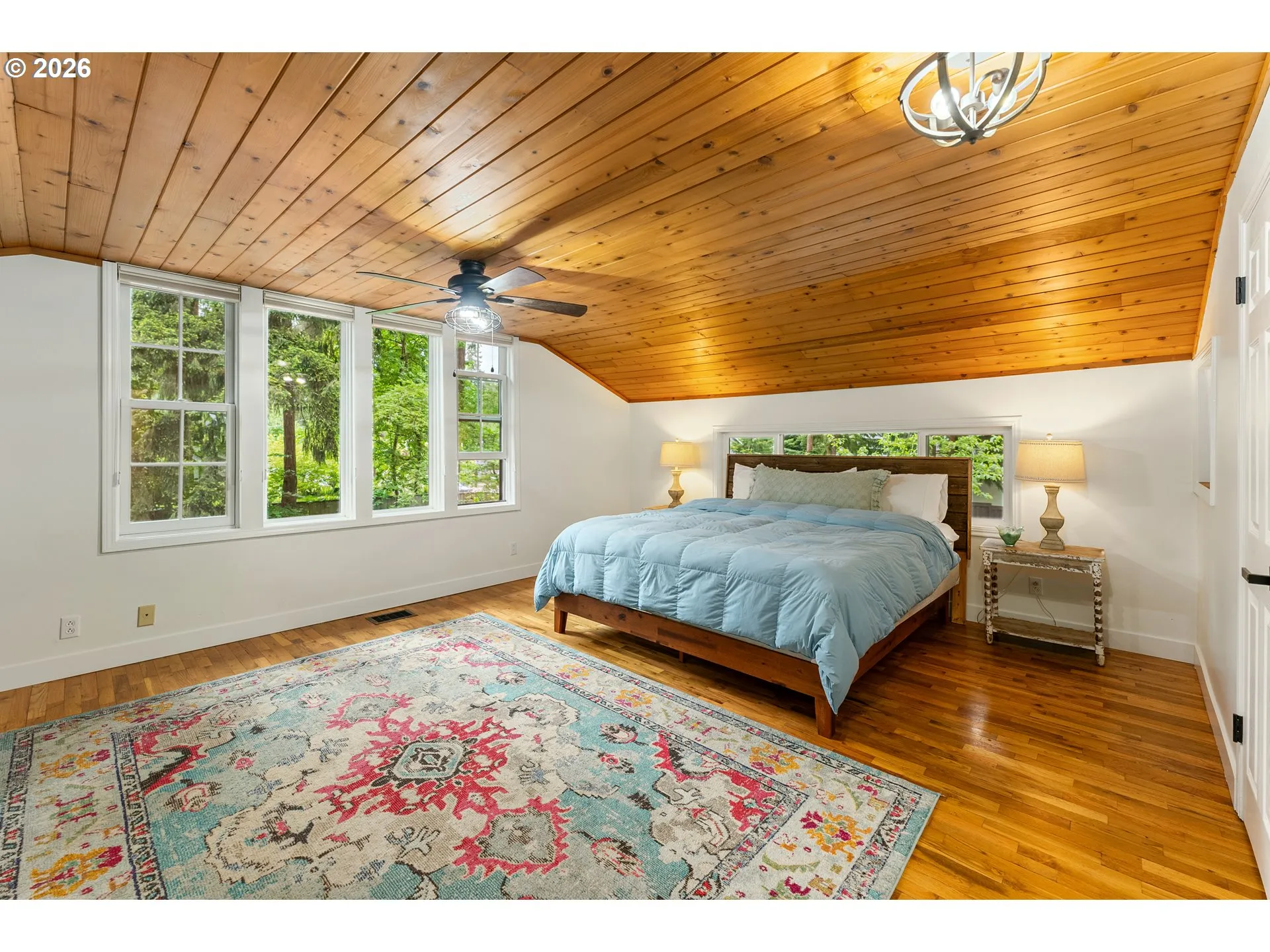 Primary Bedroom-Upper