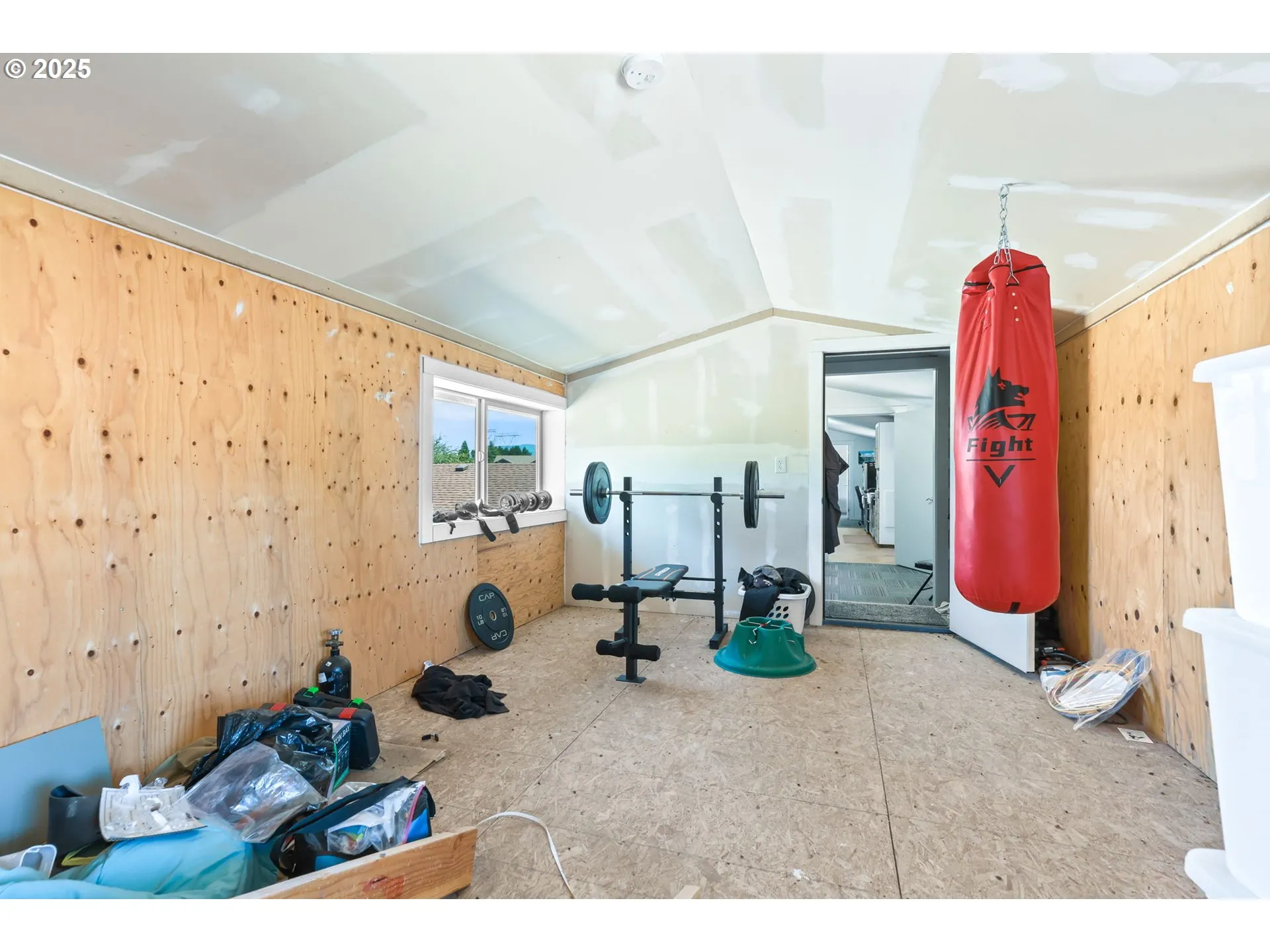 Den/Office-Upper