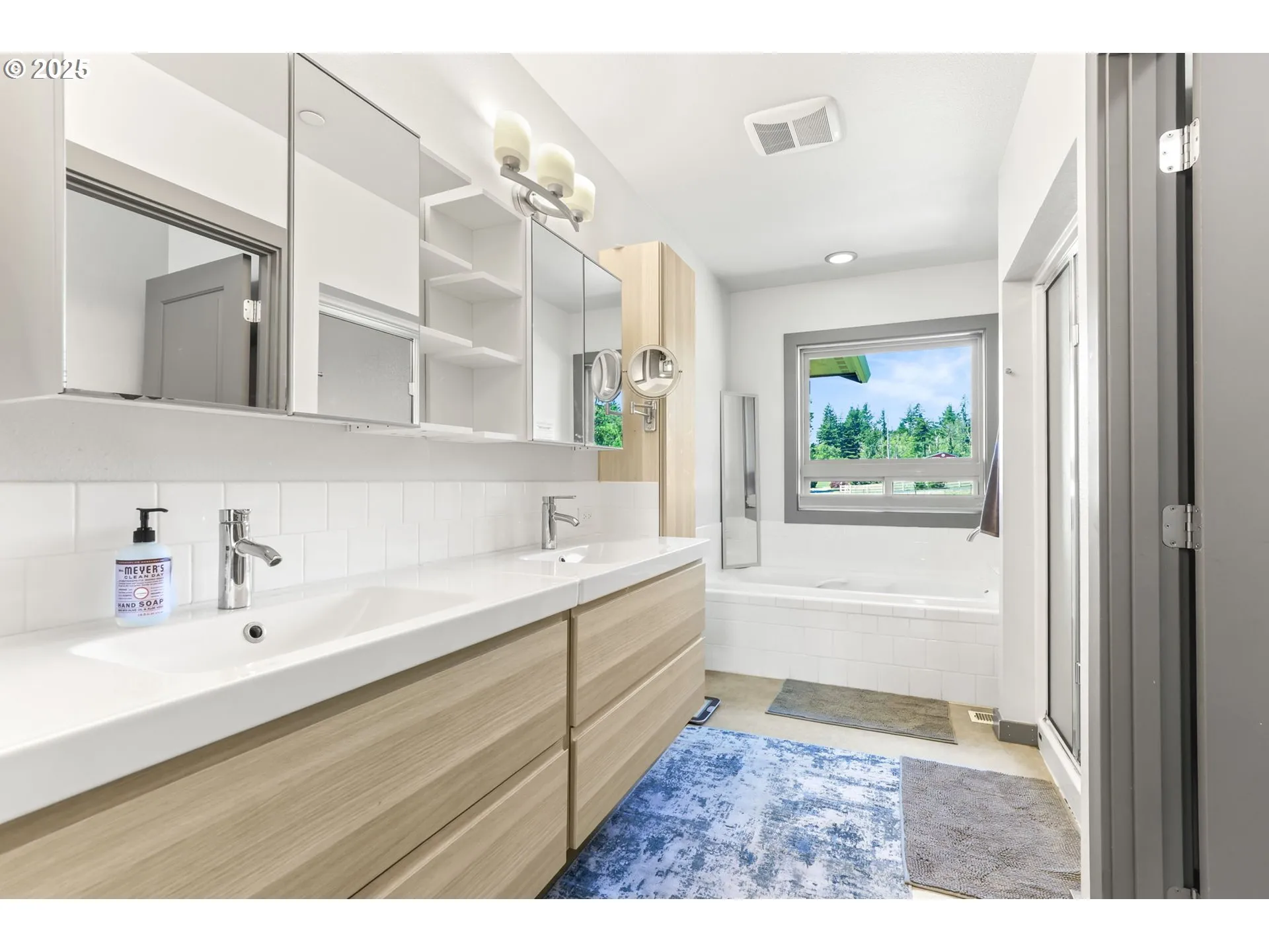 Owner's Suite Bathroom