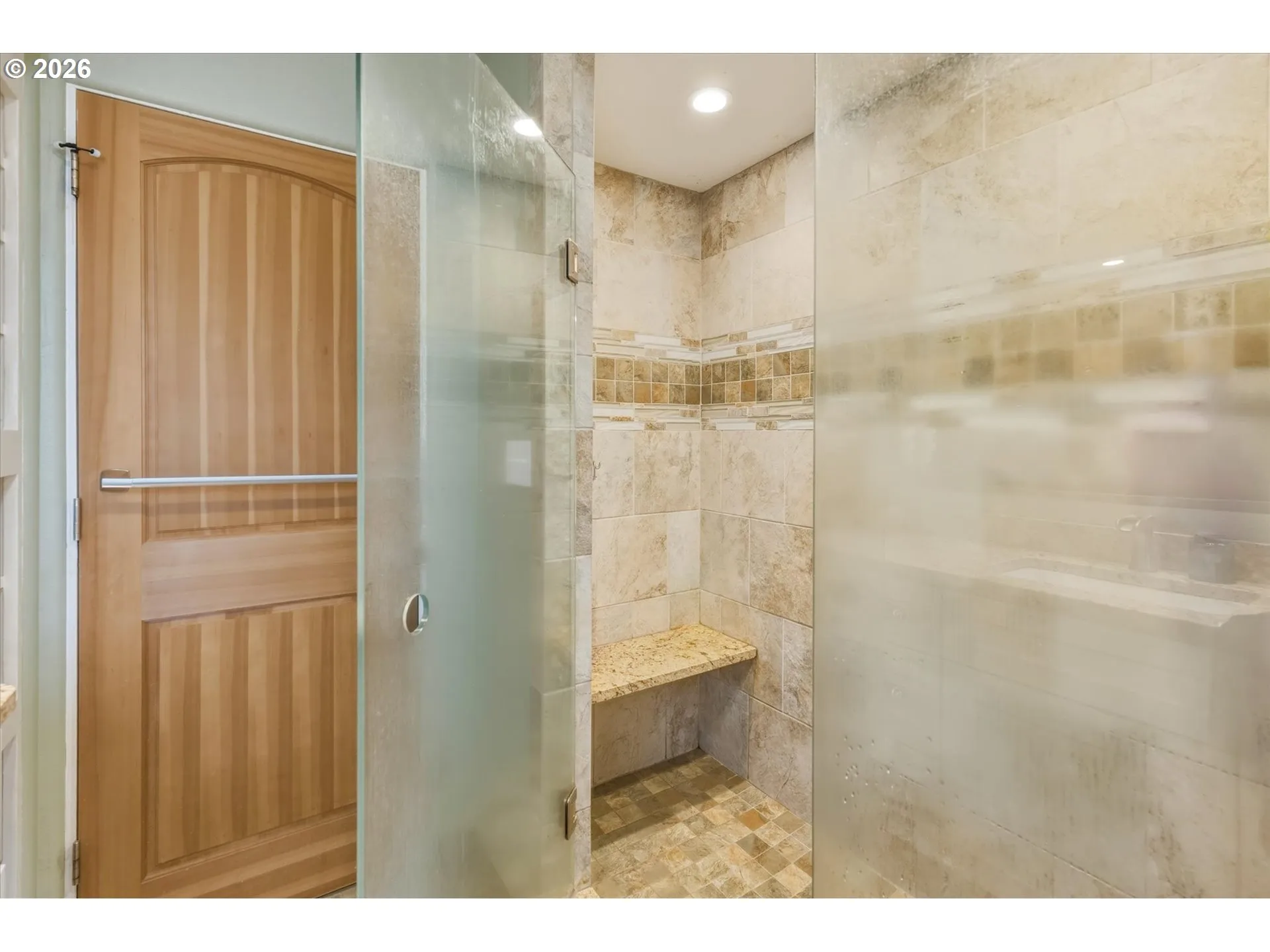 Bathroom-Walk in Shower