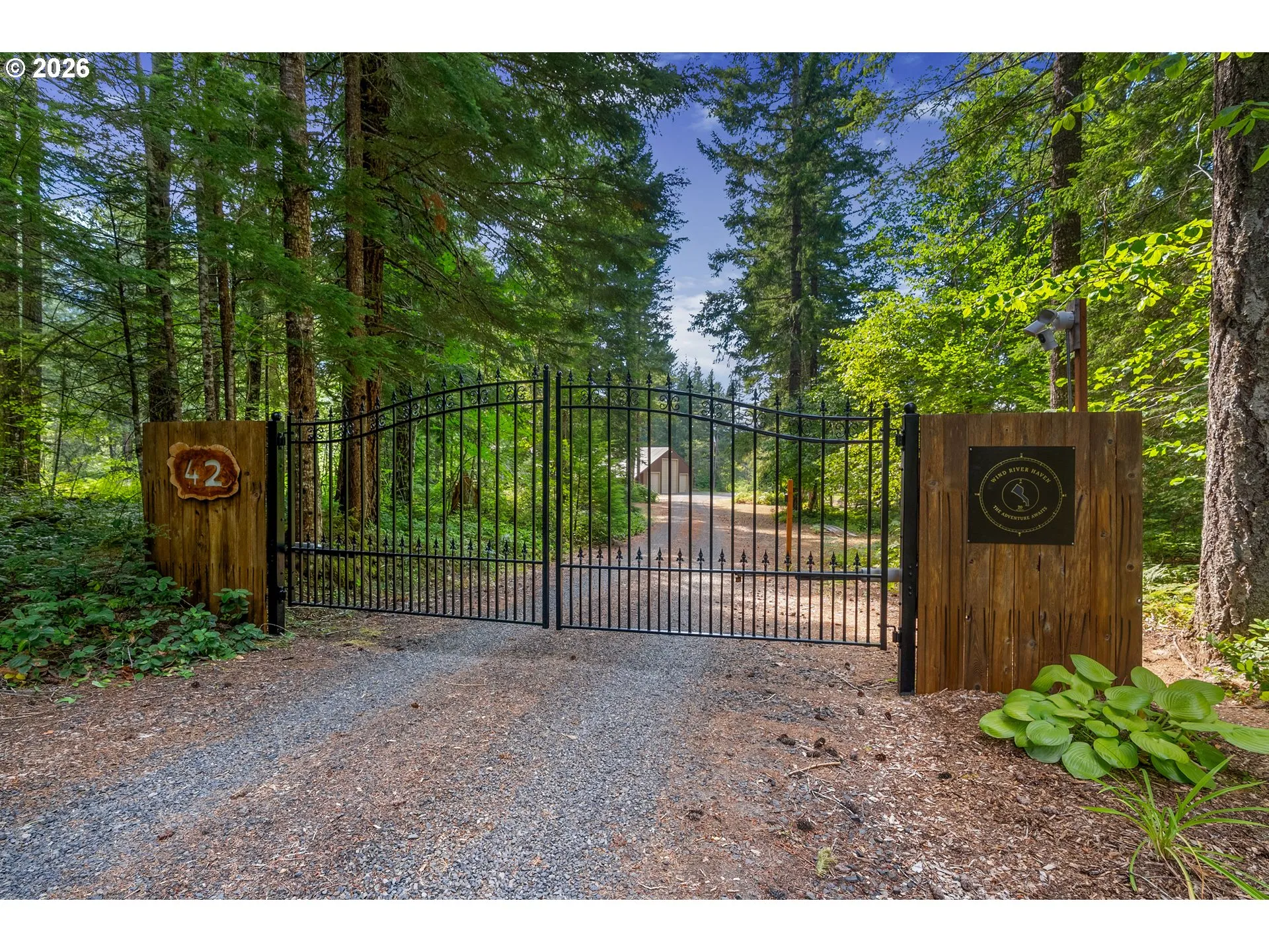 Driveway-Gated