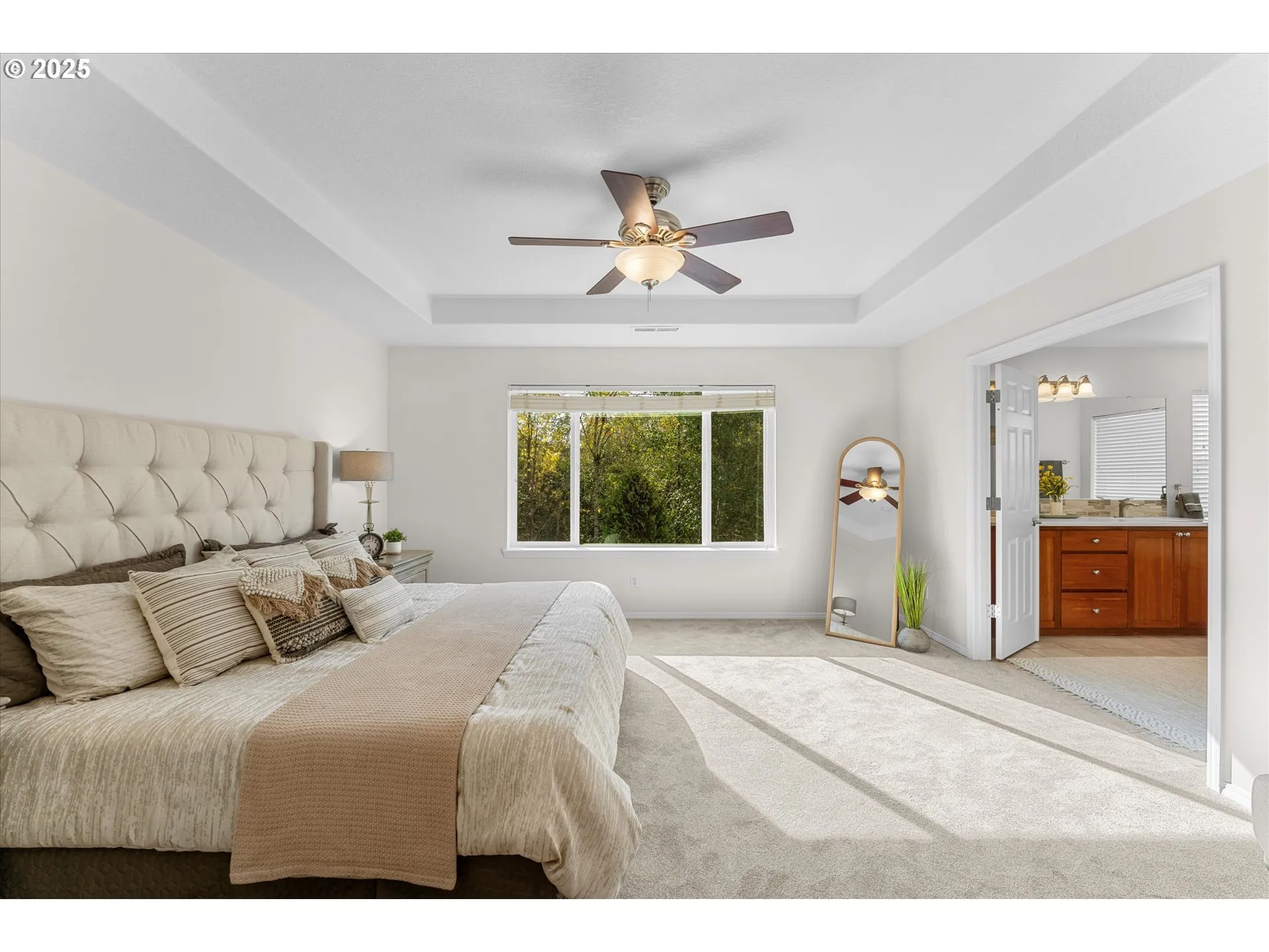 Primary Bedroom-Ceiling Fan
