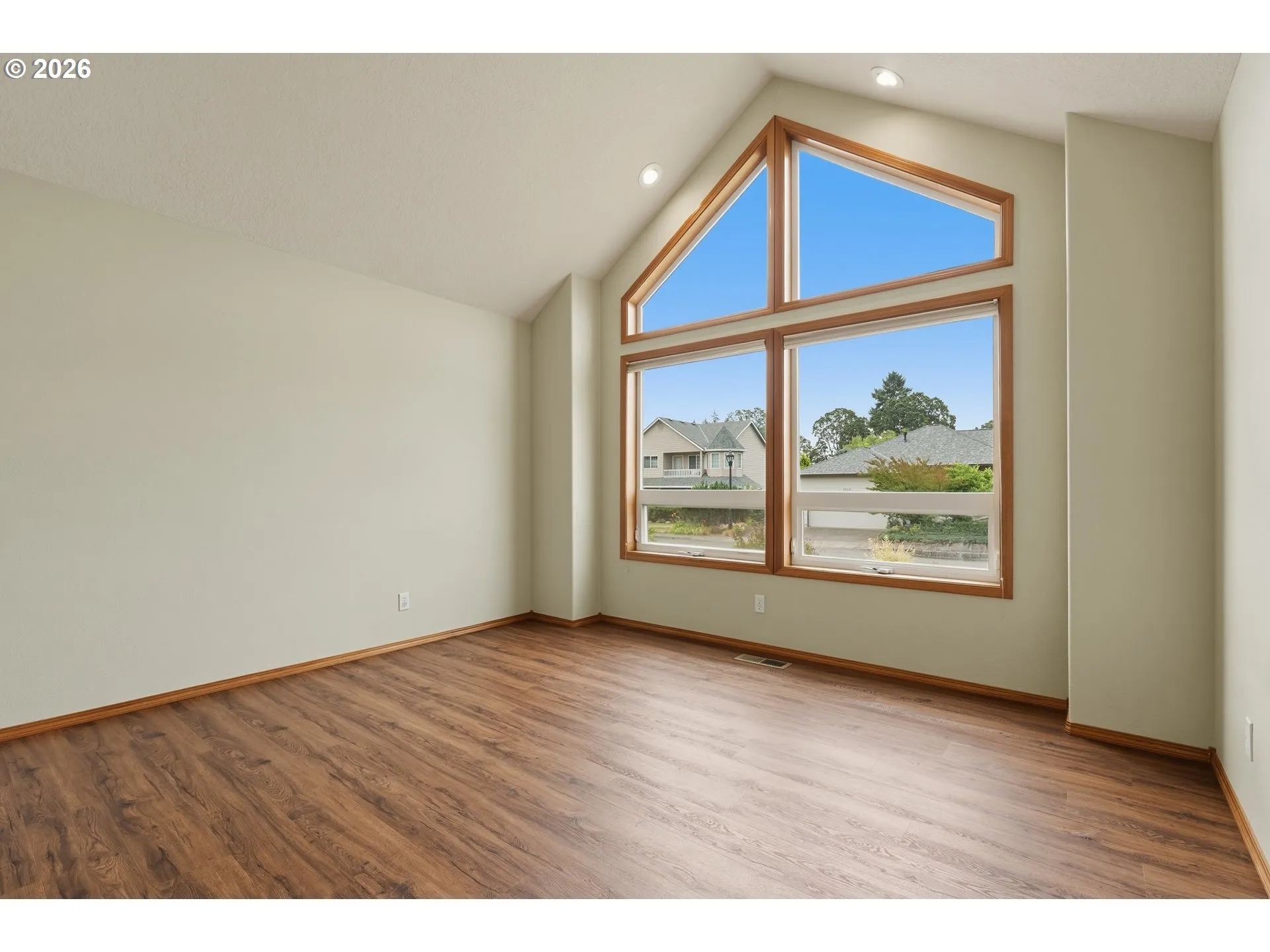 Living Room-Vaulted Ceilings