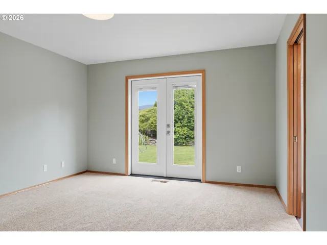 Bedroom, Owner's Suite-Main