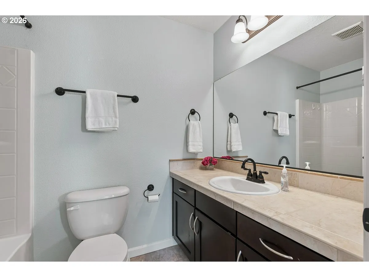 Bathroom-Upper