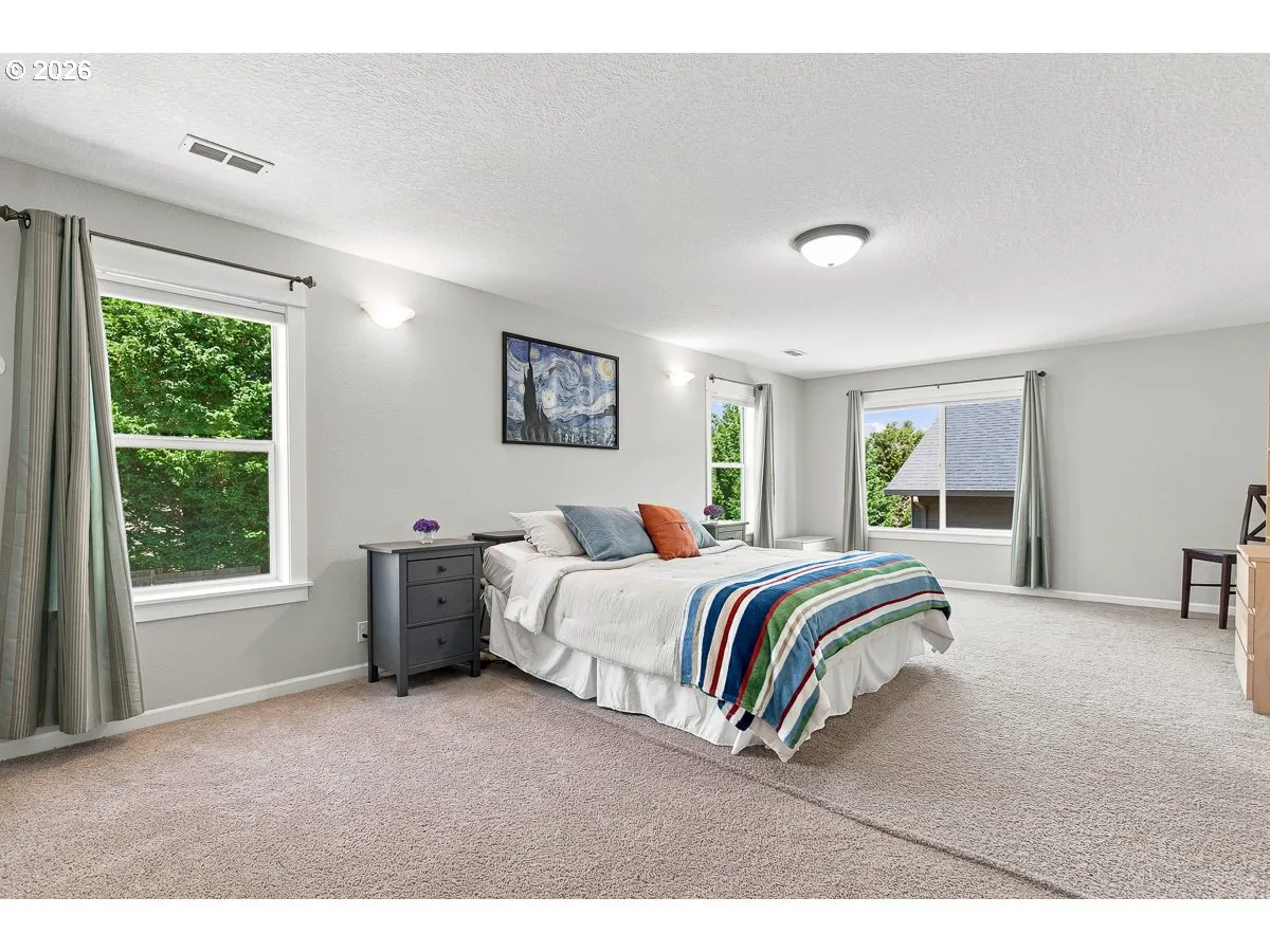 Bedroom, Primary