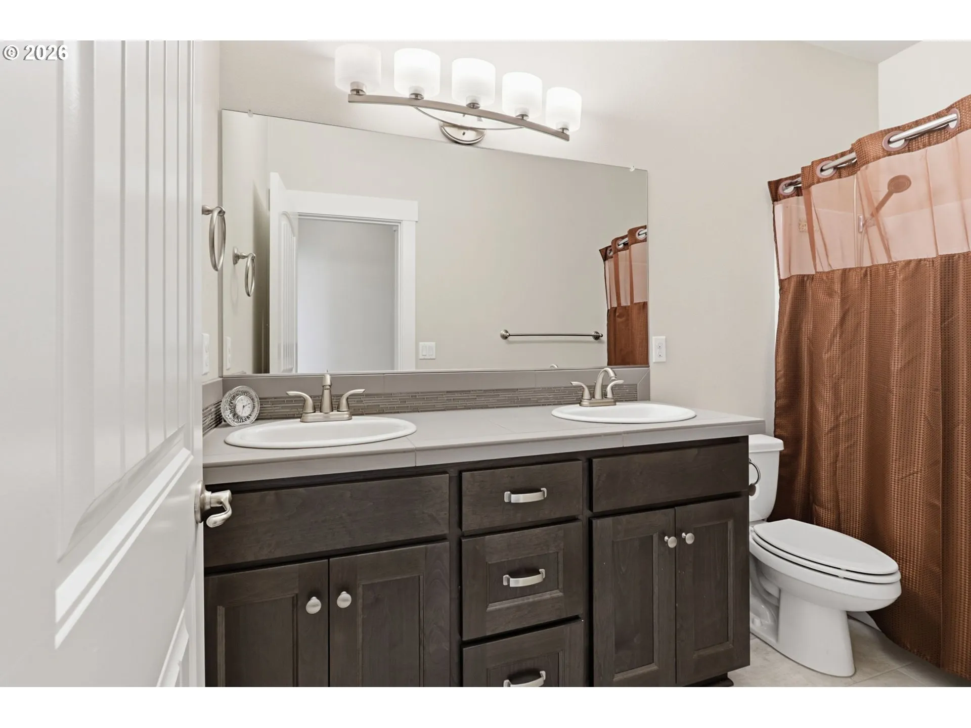 Bathroom-Double Sinks