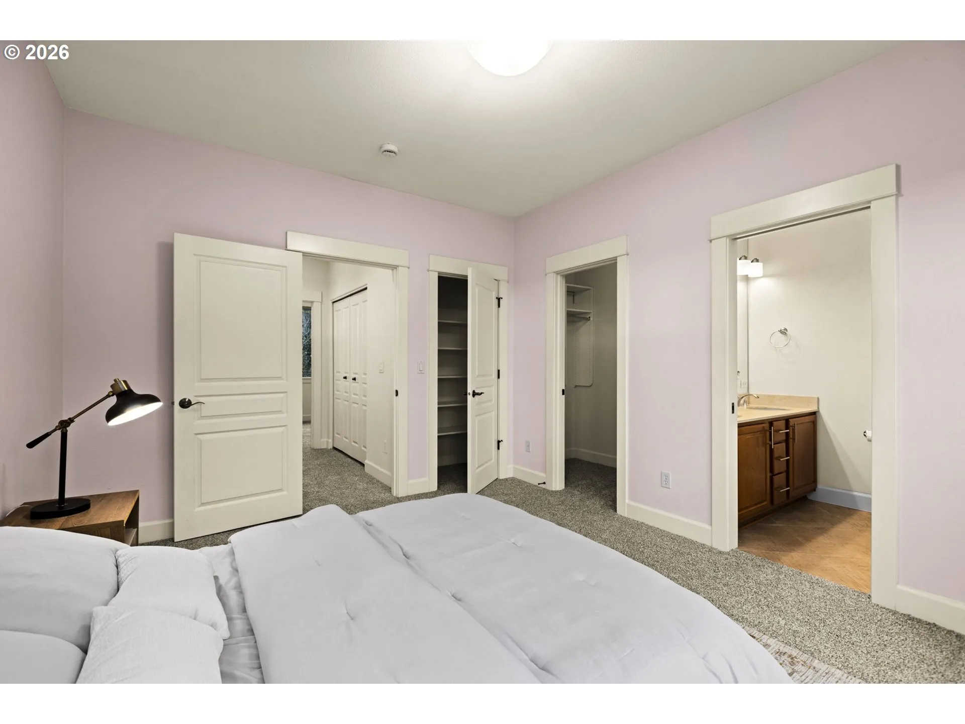 Primary Bedroom-Upper