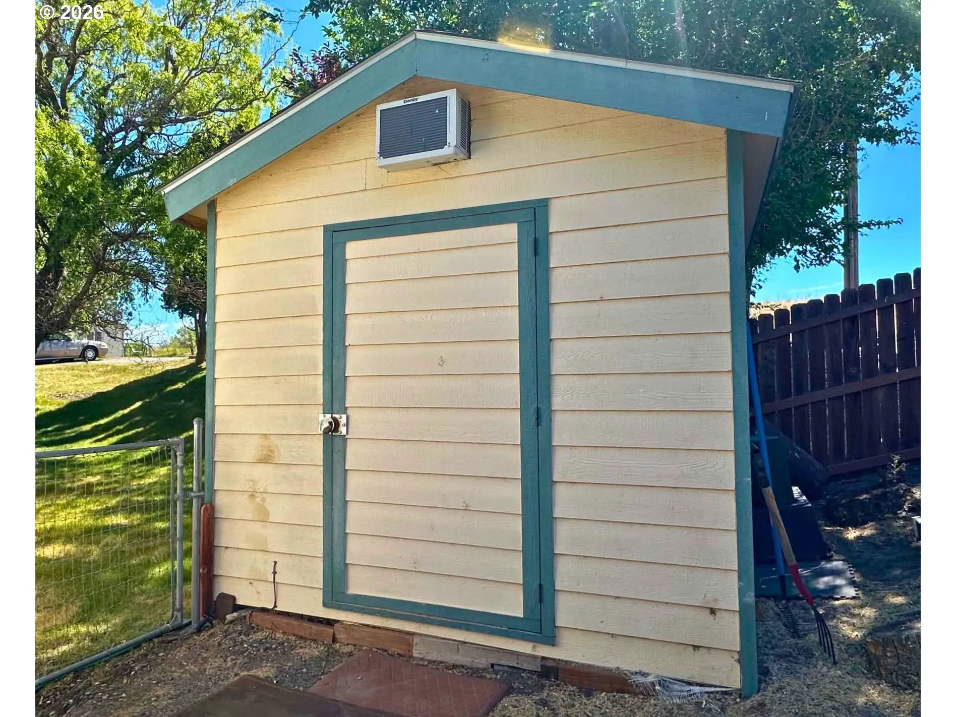 Shed