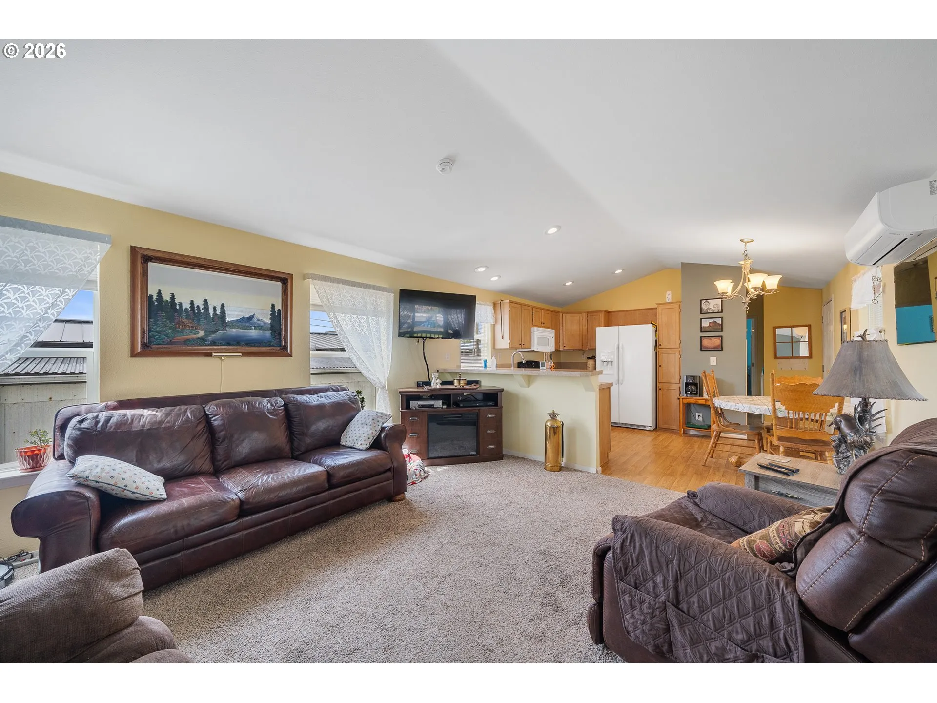 Living Room/Dining Room