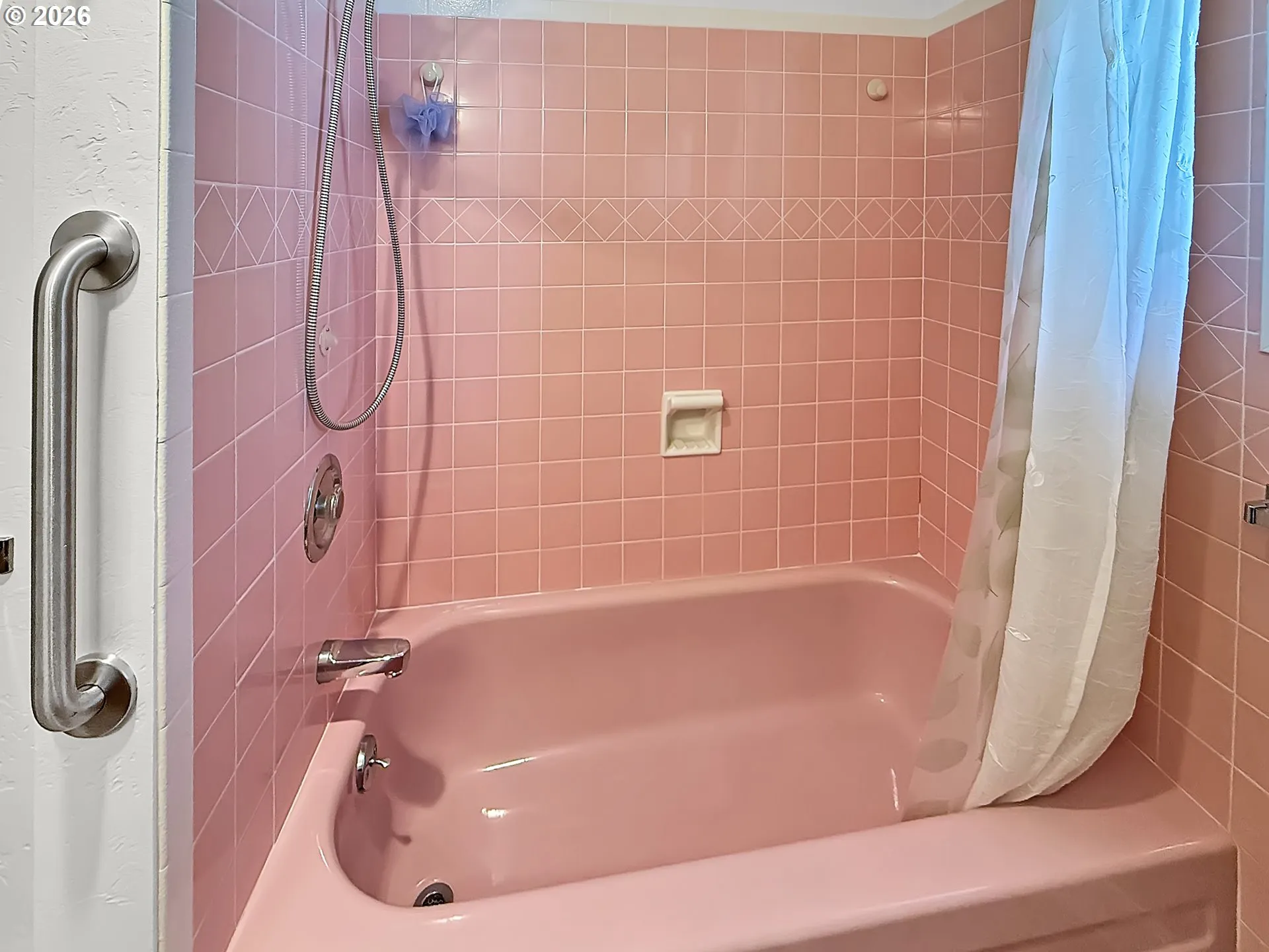 Bathroom-Hall