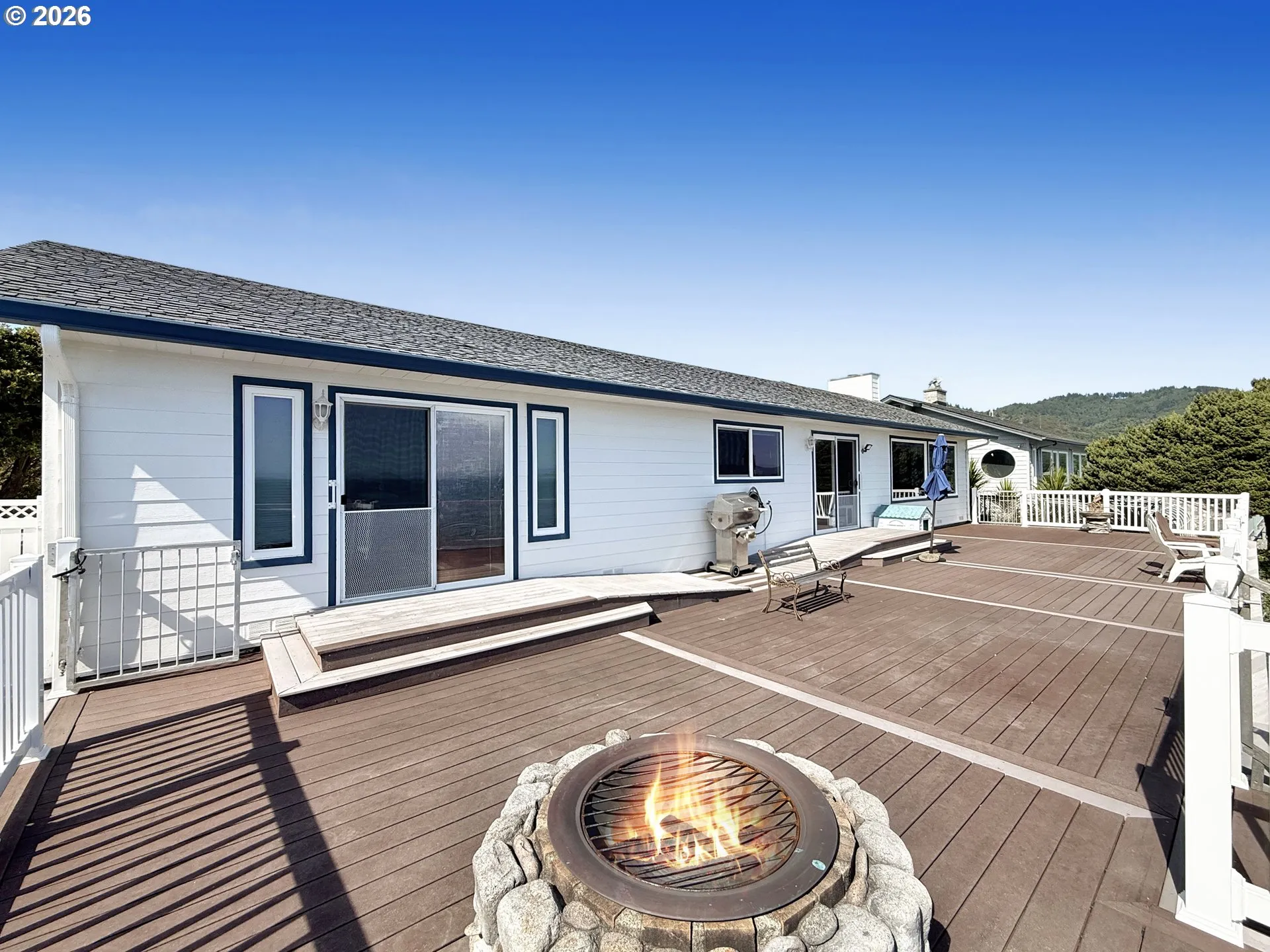 Deck-Main