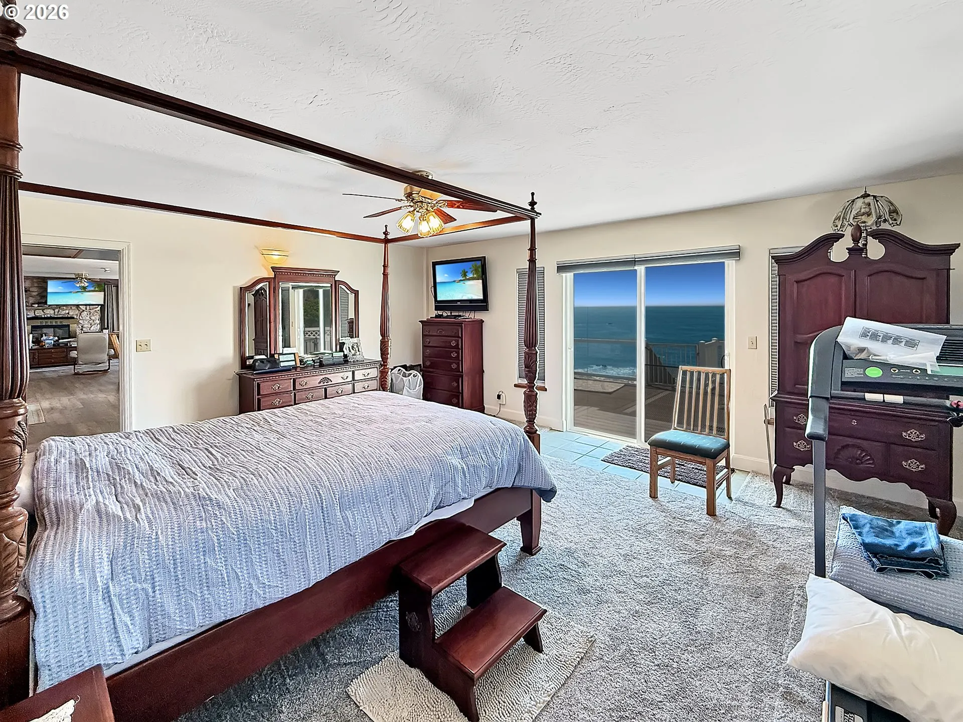 Bedroom, Owner's Suite
