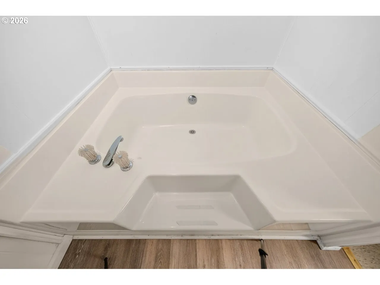 Bathroom-Garden Tub