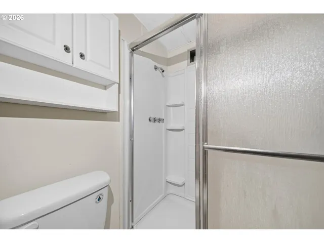 Bathroom-Walk in Shower