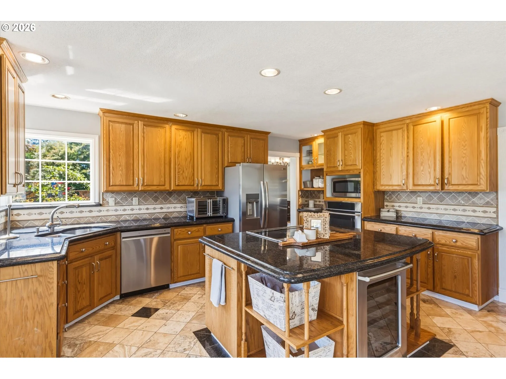 Kitchen-Cooking Island