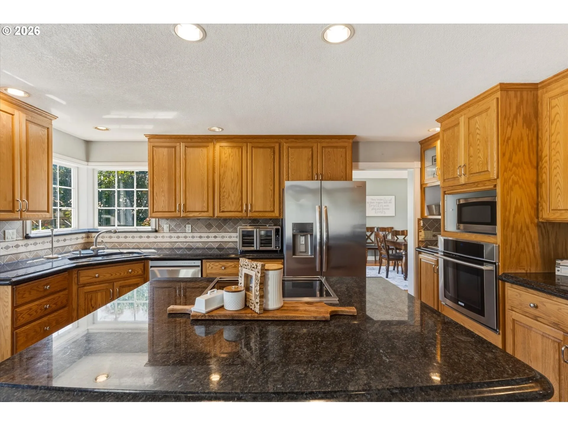 Kitchen-Cooking Island